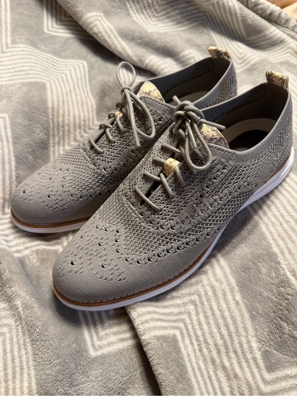 Cole Haan Women's Knit Lace-Up Sneakers - Light Gray with Tan and Snakeskin deta